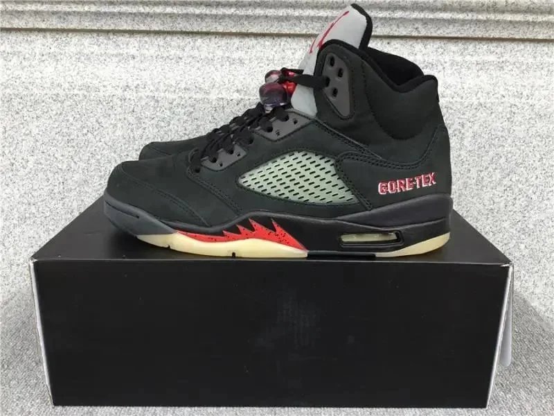 Nike Air Jordan 5 Gore-Tex Sneakers