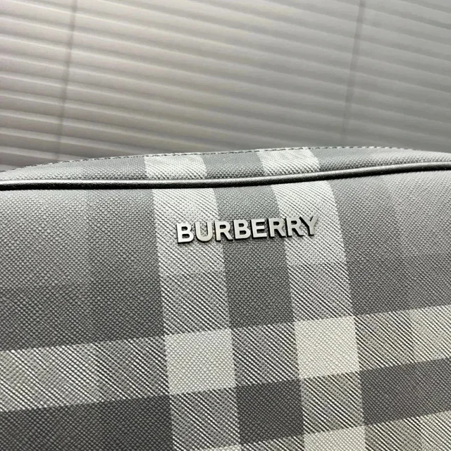 Burberry Crossbody Bags Logo-Strap Check Bag product detail image 9