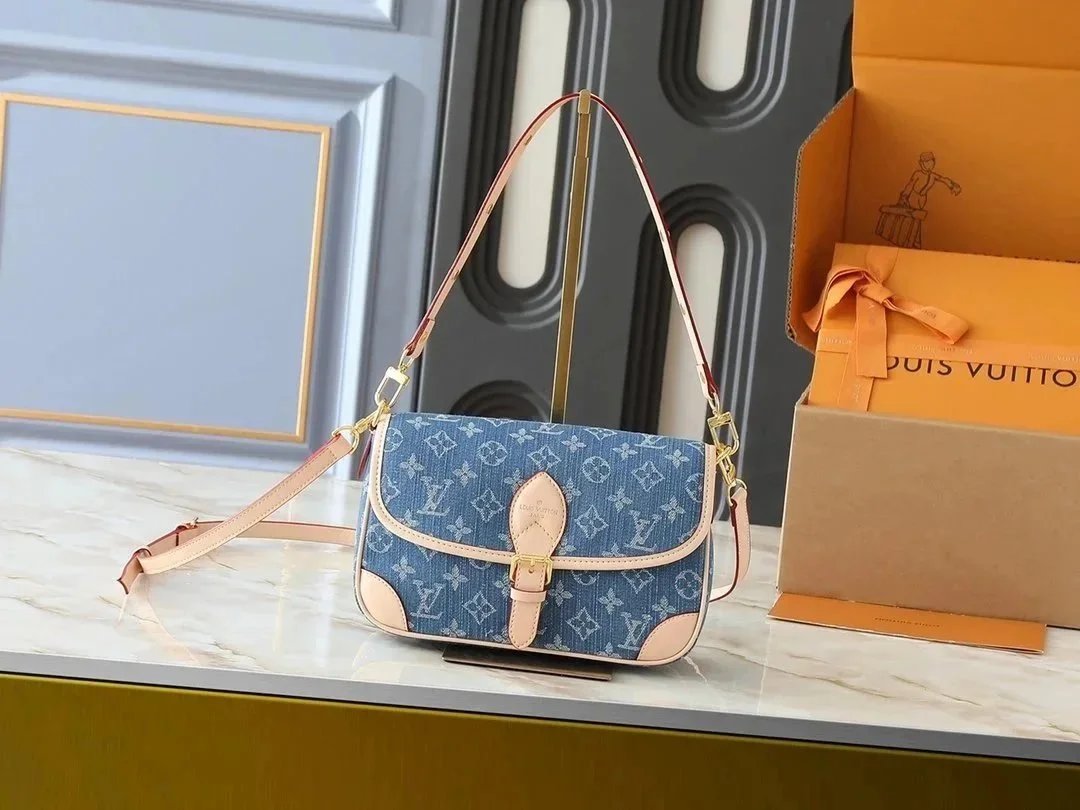 24.0 x 15.0 x 9.0 ..