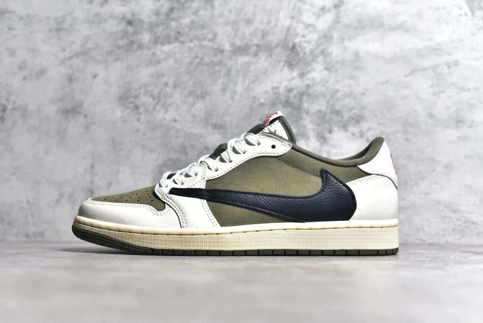 Youth Sports Shoes photo 8