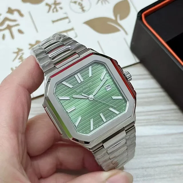 Rolex Assorted analog watch designs product detail image 1