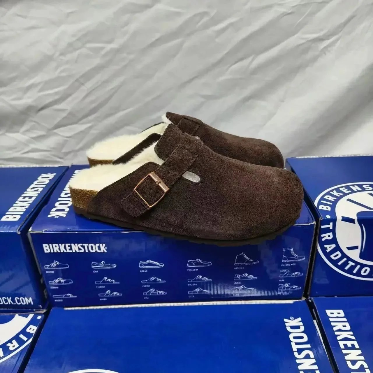 Birkenstock Birkenstock Boston Mocassins with Shearling Lining in Mocha Brown
