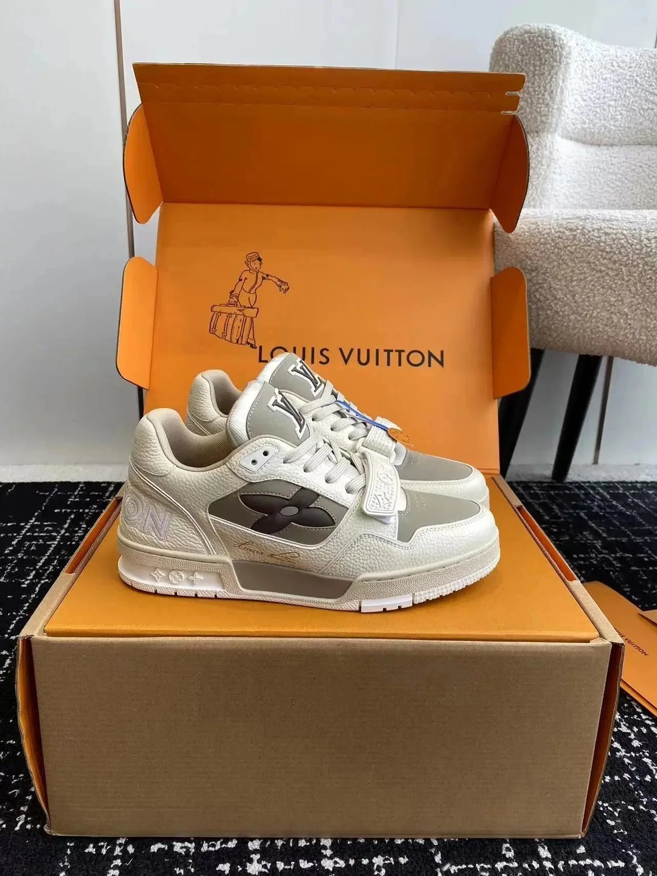 Louis Vuitton Sneakers Mesh Low-Top with Floral Monogram Motif image 6