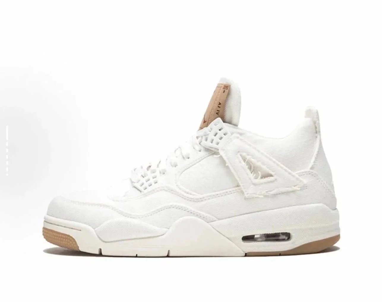 Levi’s collaboration white AO2571-100