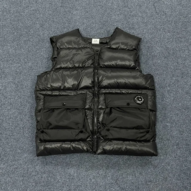 C.P. Company Vests Quilted Lens Pocket Puffer Vest product detail image 4