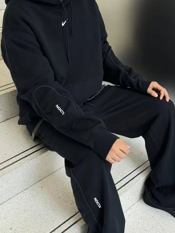 Hooded Sweatshirt Set with Reflective Swoosh Stripes photo 3