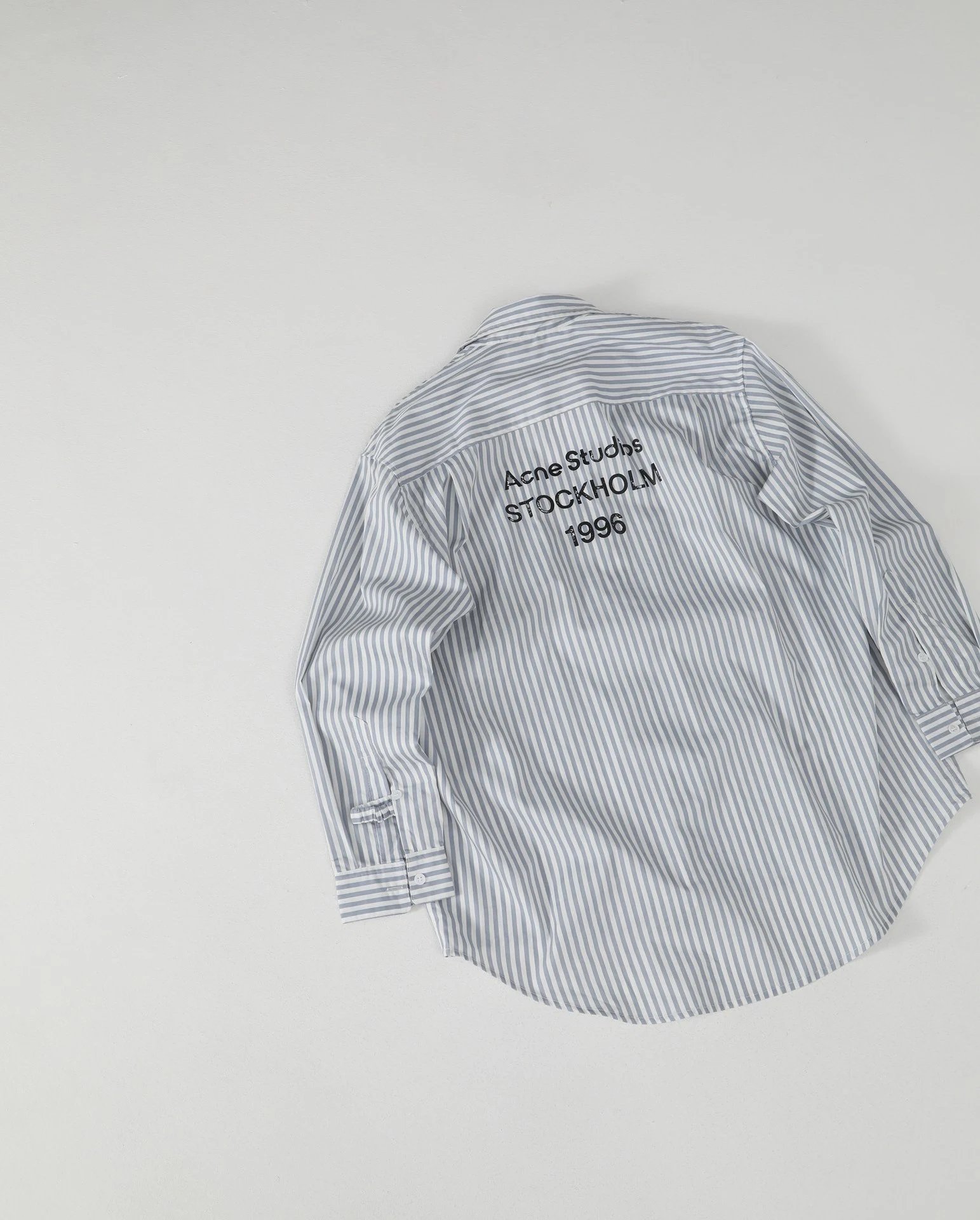 1996 Vintage Print Striped Shirt photo 2