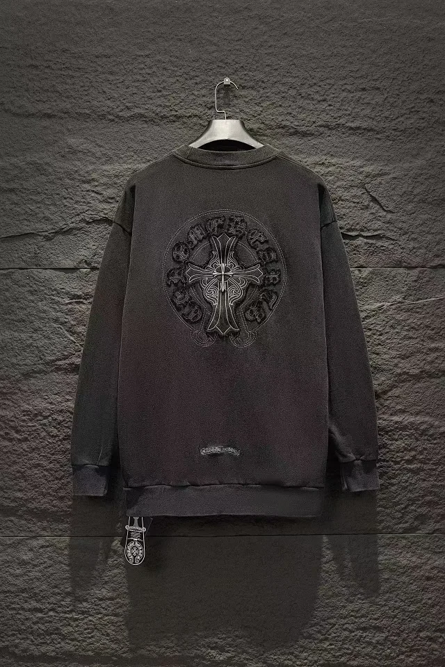 Chrome Hearts Hoodies & Sweatshirts Cross Patch Crewneck Sweatshirt product detail image 3