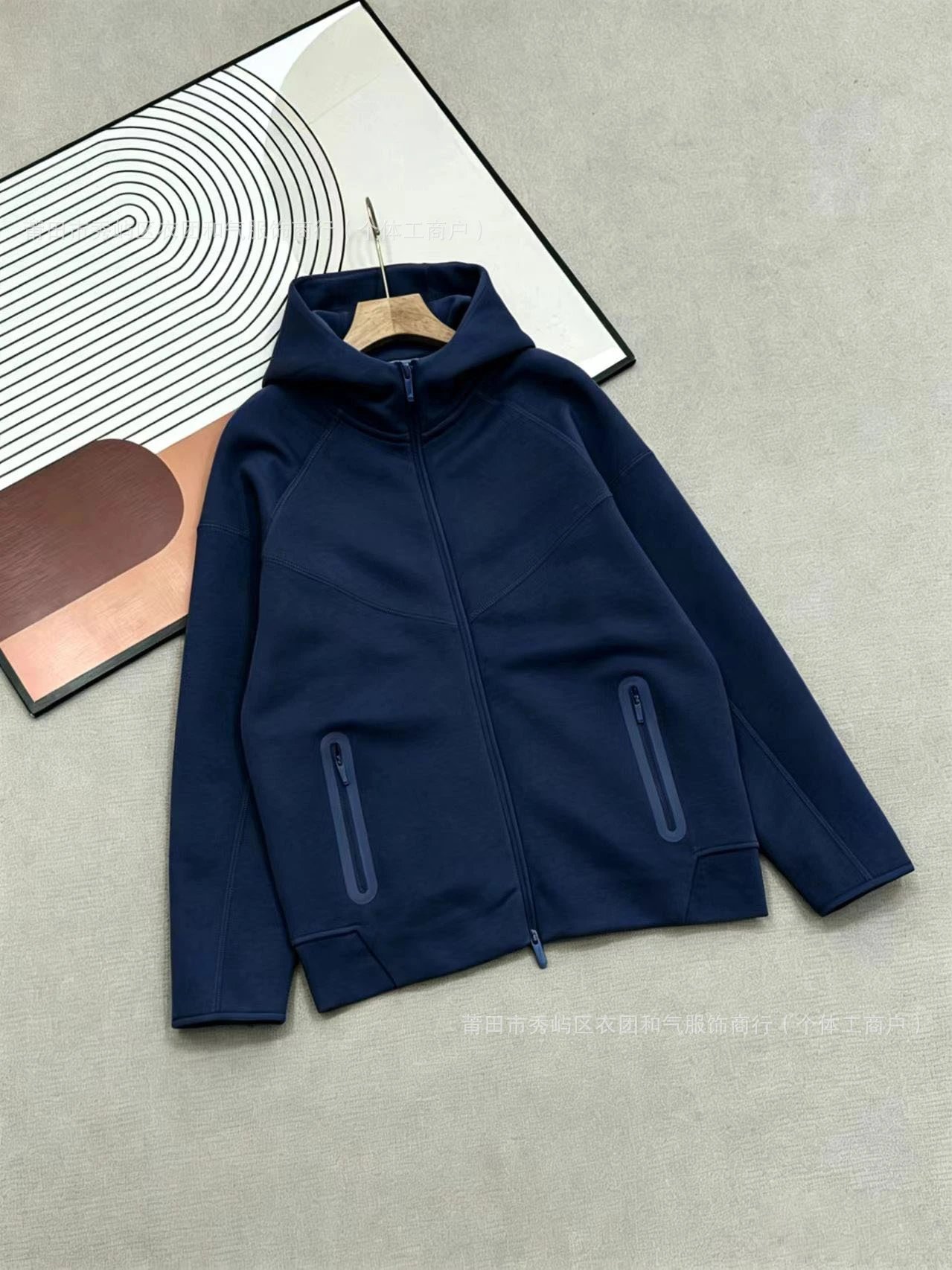 Top, Navy