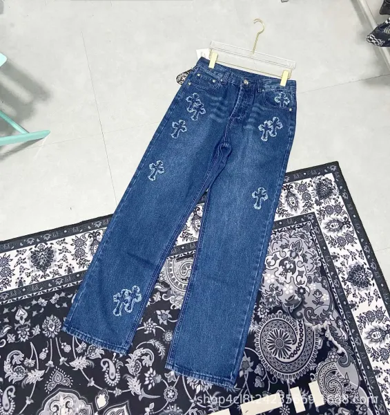 Chrome Hearts x Custom Cross-Embroidered Light Wash Jeans - 41