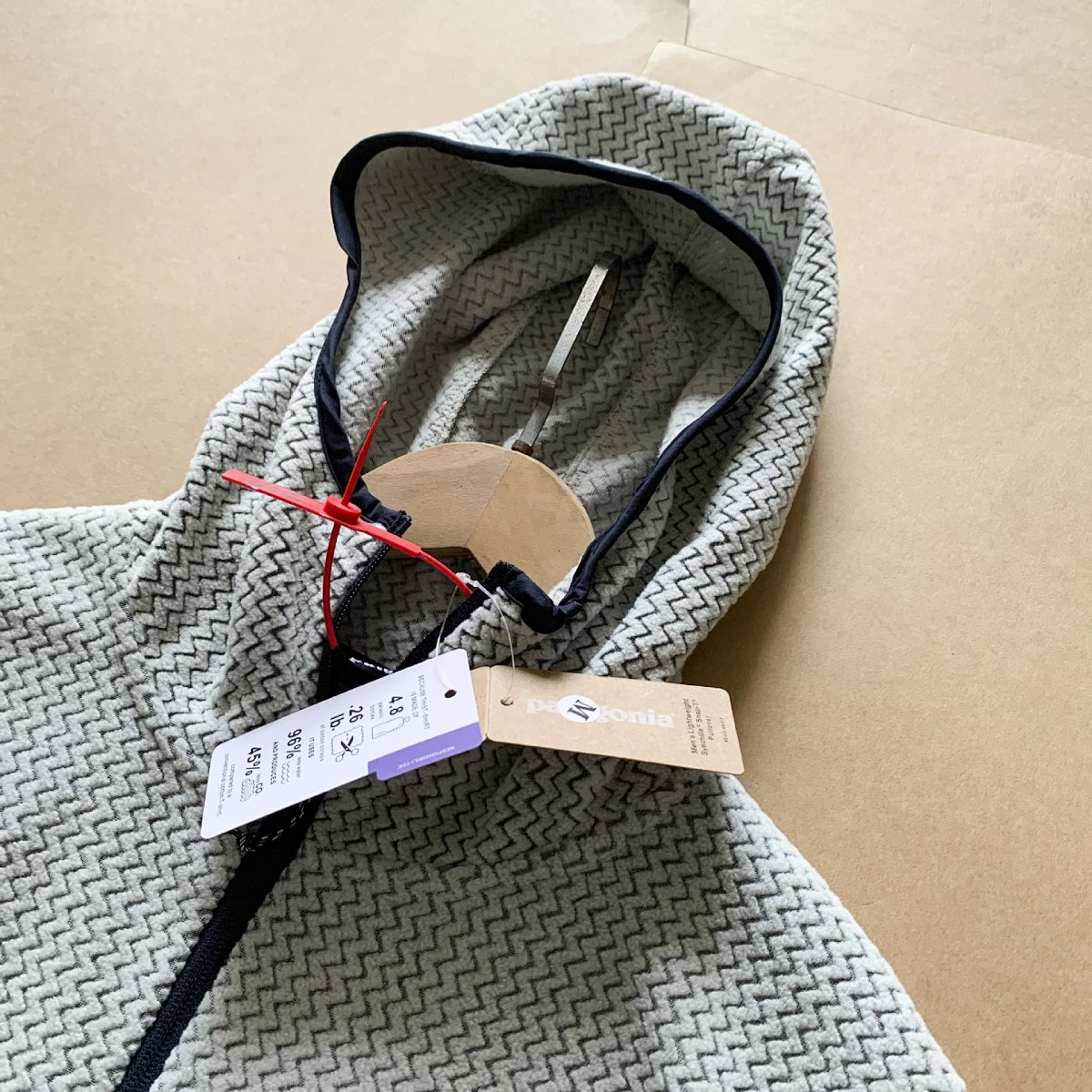 Patagonia Better Sweater Hoody Black Fleece Jacket Outerwear product detail 25 in Litbuy spreadsheet finds