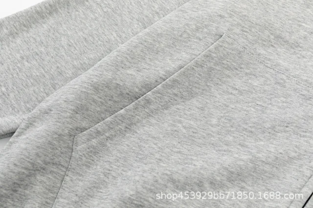 Stone Island Hoodies & Sweatshirts Zip-Up Hooded Sweatshirt with Sleeve Badge product detail image 25