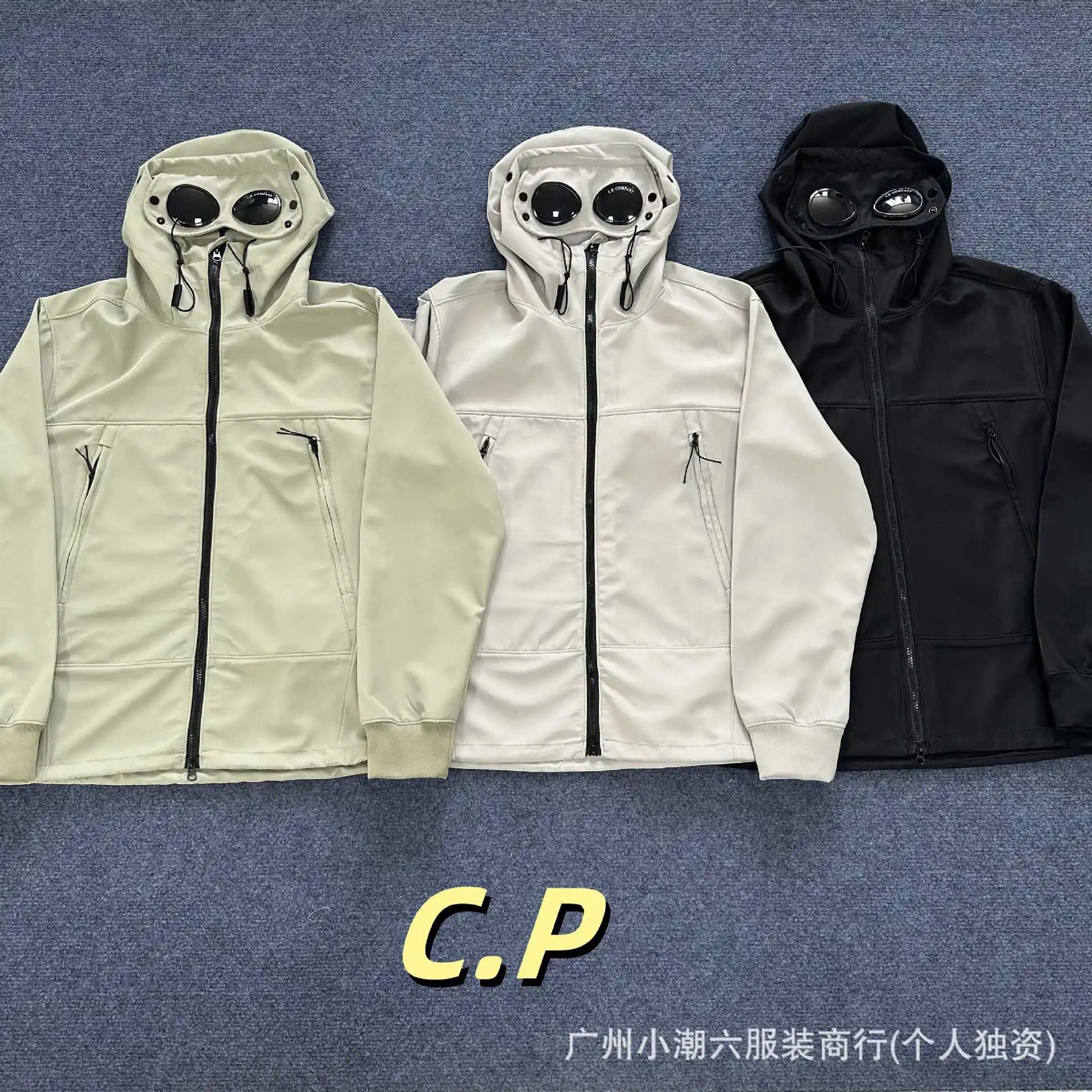 Men's and Women's Softshell Jacket Windproof Fleece Hooded Outdoor Sports Hiking Coat