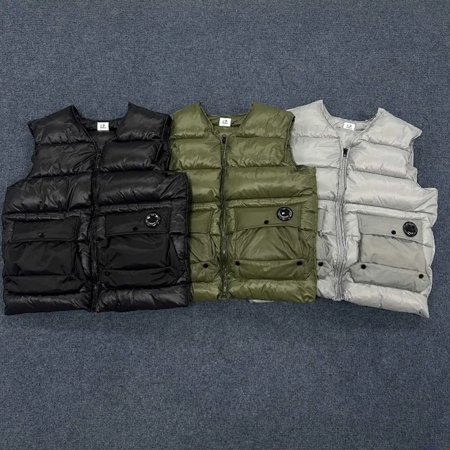 C.P. Company Vests Quilted Lens Pocket Puffer Vest product detail image 2