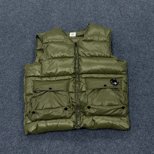 C.P. Company Vests Quilted Lens Pocket Puffer Vest product detail image 6