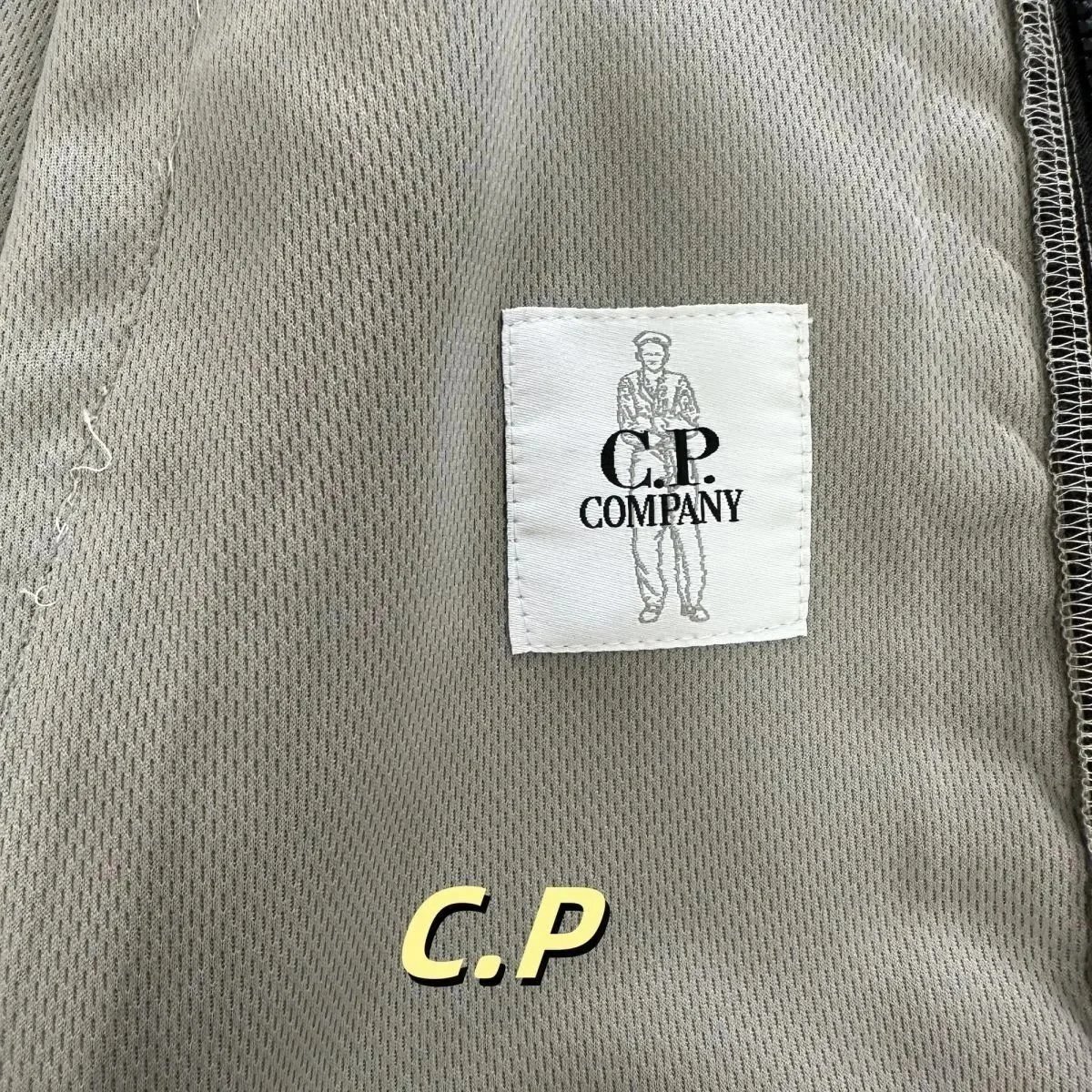 Soft Shell Hooded Mountain Jacket photo 7