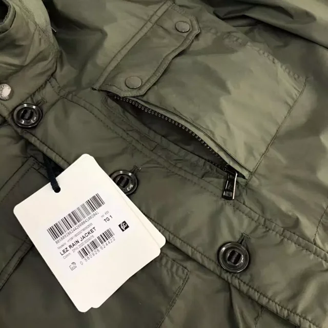 Moncler Jackets Hooded four-pocket jacket product detail image 27
