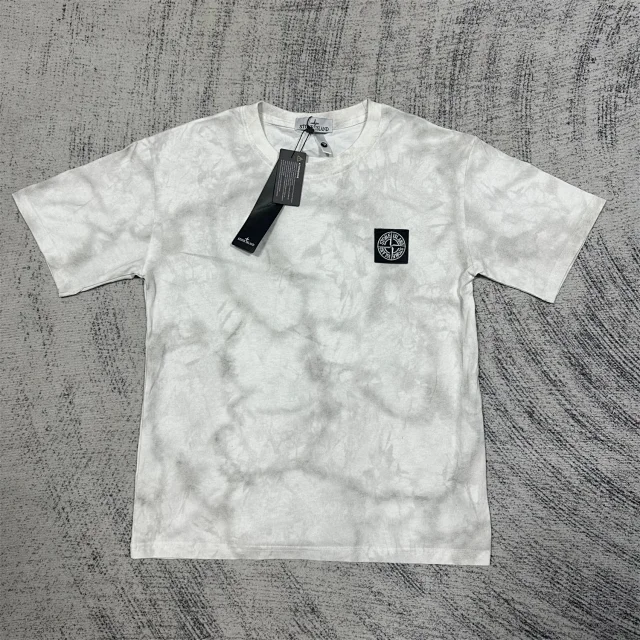 Stone Island T-Shirts Tie-Dye Compass Patch product detail image 3