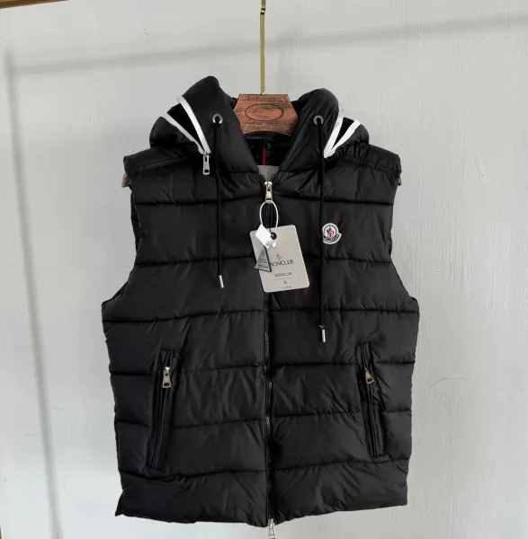 Moncler Hooded Down Vest Black - 1