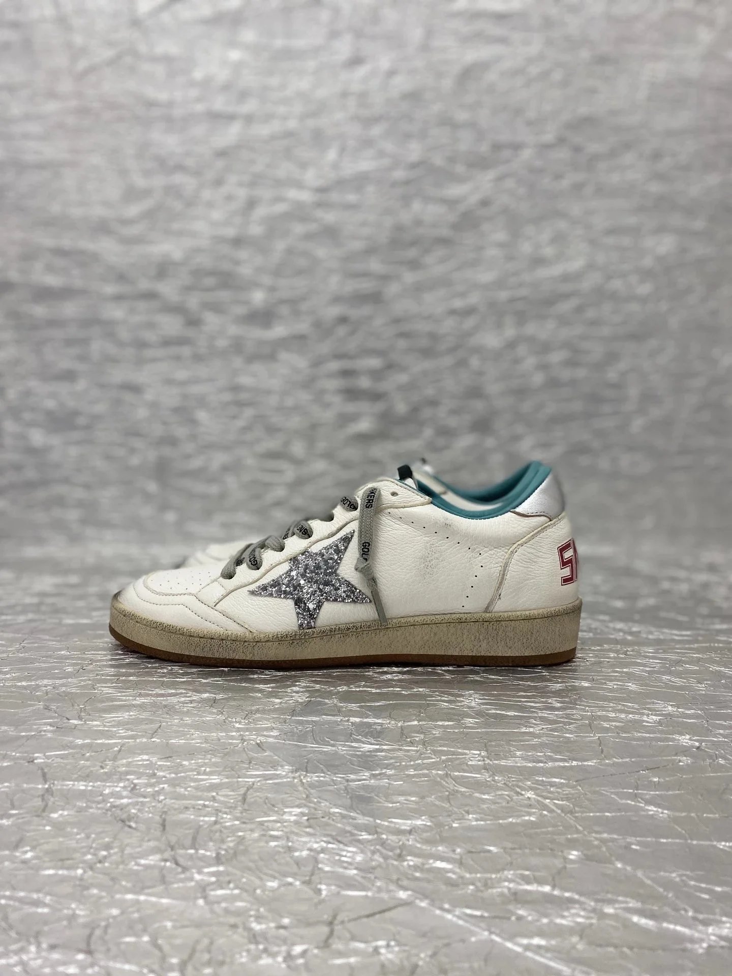 Golden Goose Ballstar White and Red Leather Sneakers - 7