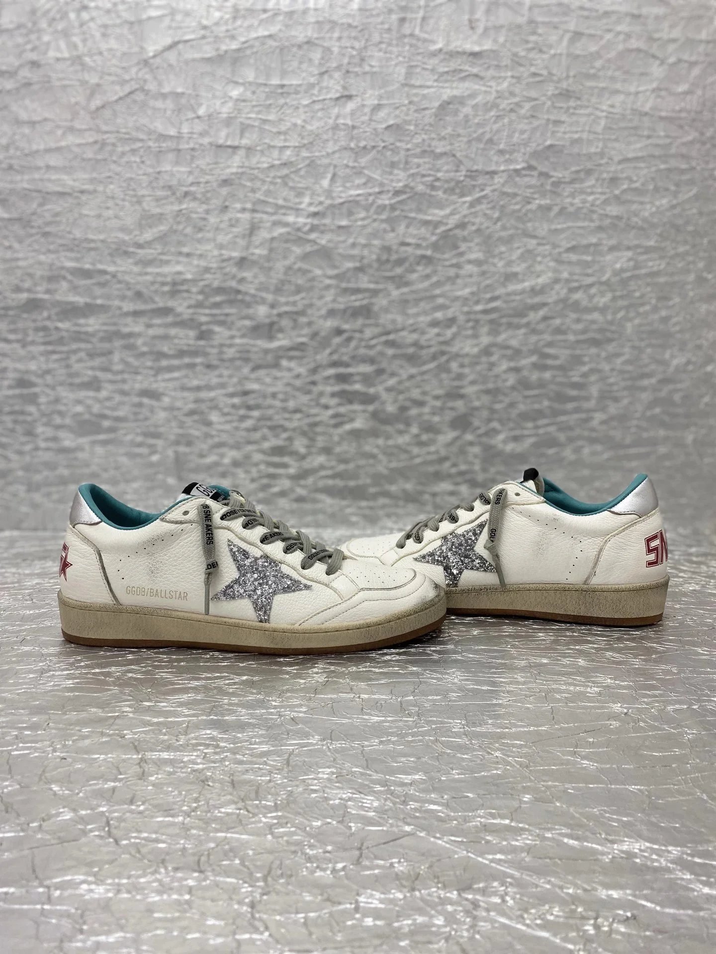 Golden Goose Ballstar White and Red Leather Sneakers - 3