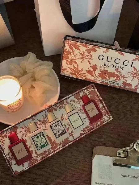 Gucci Bloom Eau de Parfum Mini Set Floral Print Perfume - 1