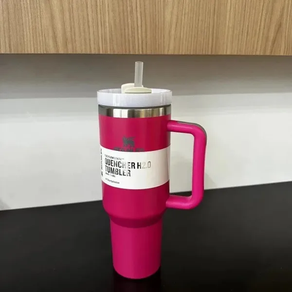Stanley Quencher H2.0 Tumbler Beige Insulated Travel Mug - 8