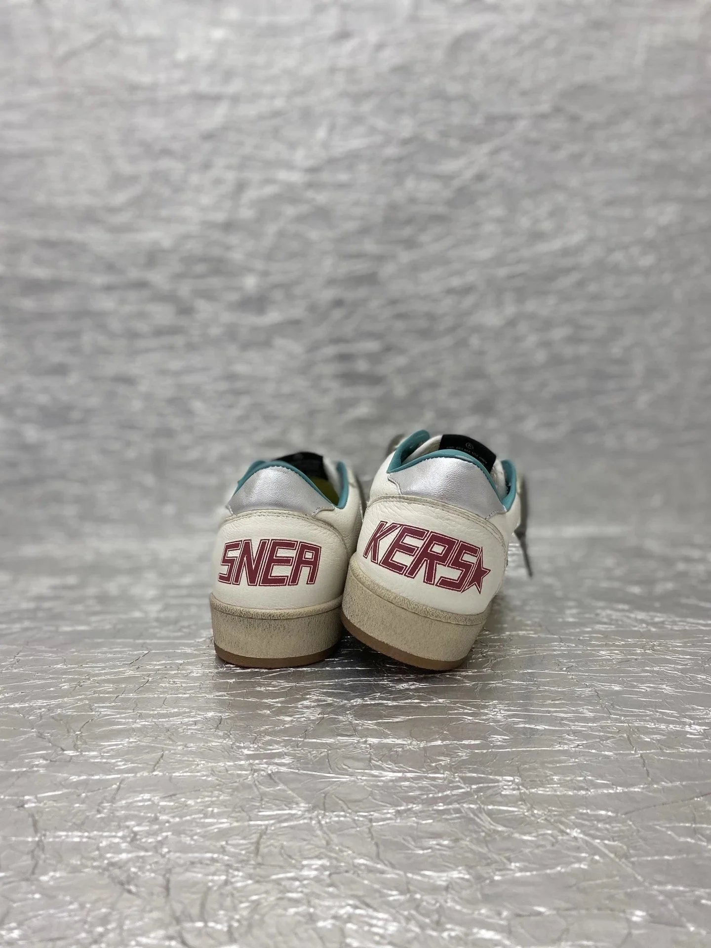 Golden Goose Ballstar White and Red Leather Sneakers - 10