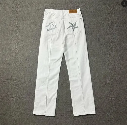 Off-White Diagonal Arrow Logo Light Wash Straight-Leg Jeans - 10