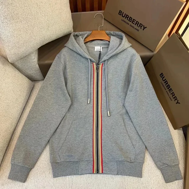 Burberry Tracksuits Striped zip-front hooded sweatshirt and joggers set product detail image 9