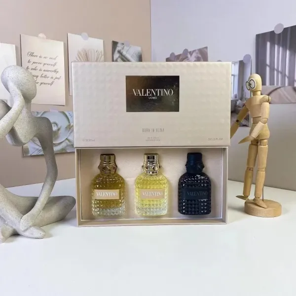 Valentino Uomo Born in Roma Eau de Toilette Set - Amber, Citrus, and Navy Blue Perfume Trio - 1
