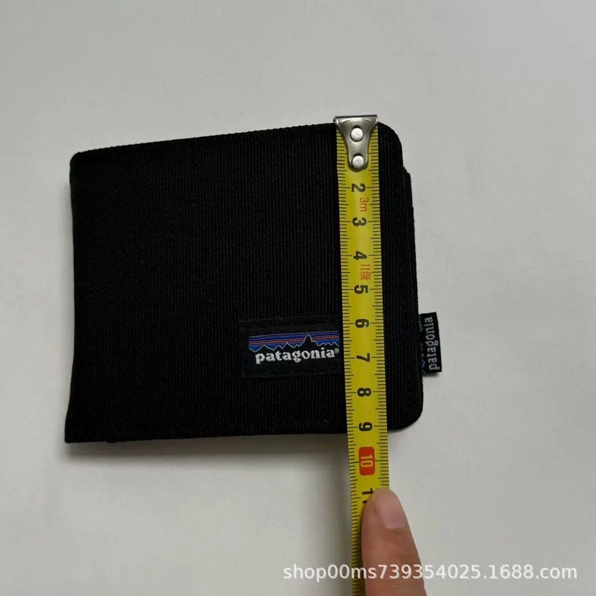 Patagonia Foldable Wallet Olive Green / Gray / Navy / Black Wallets Short Wallet product detail 2 in Litbuy spreadsheet finds