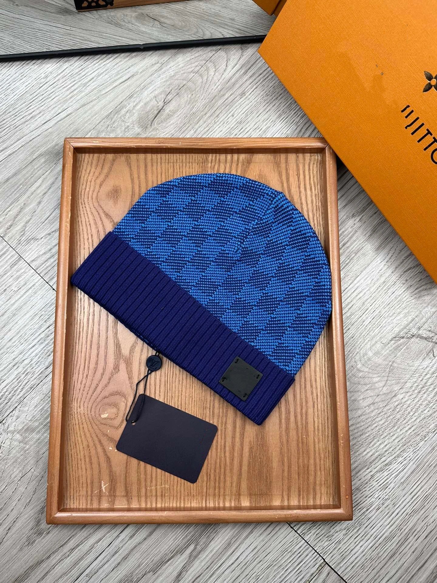 Louis Vuitton Hats Ribbed Cuff Houndstooth Knit Beanie — New Langge