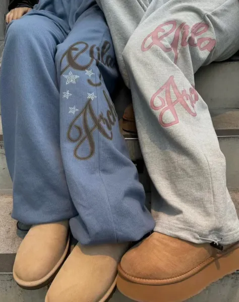 Gallery Dept. Embroidered Script Sweatpants Black - 22