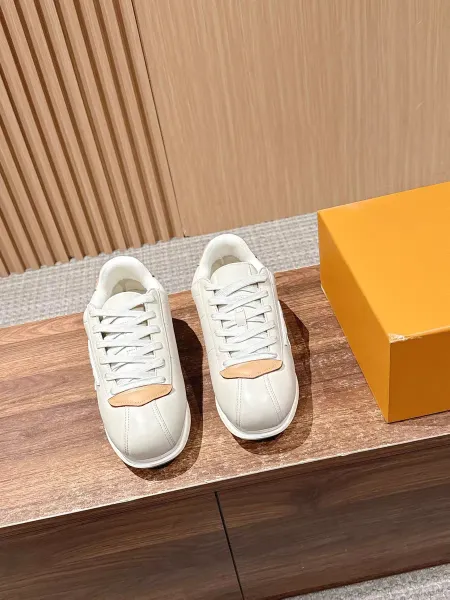 Hogan Interactive Beige Leather Sneakers - 7