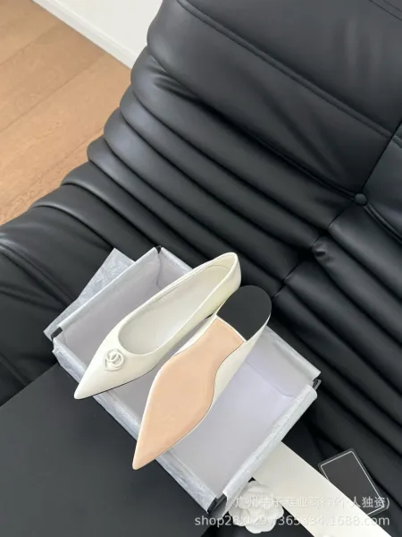 Gucci Horsebit Slingback Block Heel Beige Suede Heels - 22