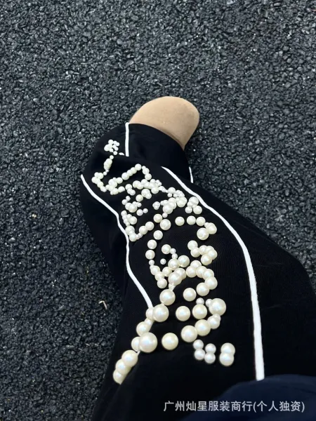 Design Pearl-Embellished Wide-Leg Sweatpants Navy - 27
