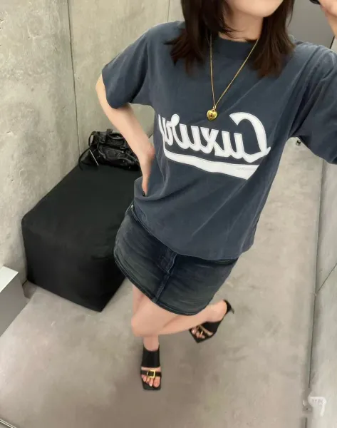 BALENCIAGA Luxury Script Logo T-Shirt Gray - 4
