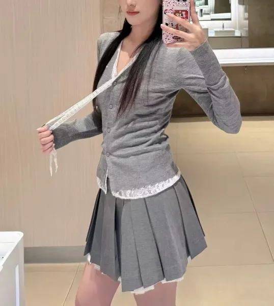 NNN Nndelman Lace-Trim V-Neck Cardigan Gray - 7