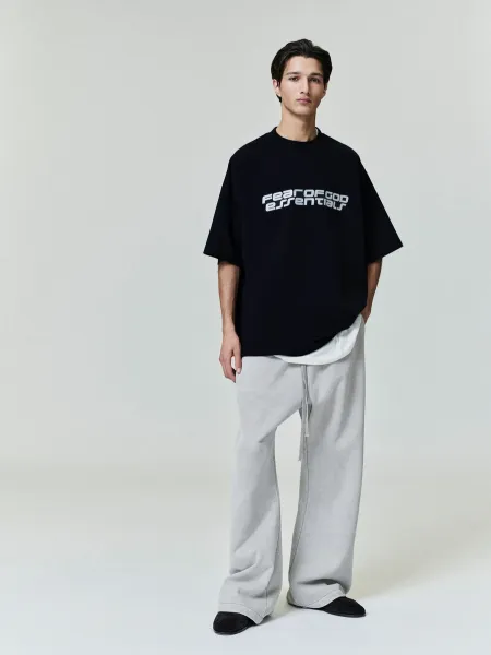 Fear of God Essentials Logo Graphic Oversized T-Shirt Gray - 3