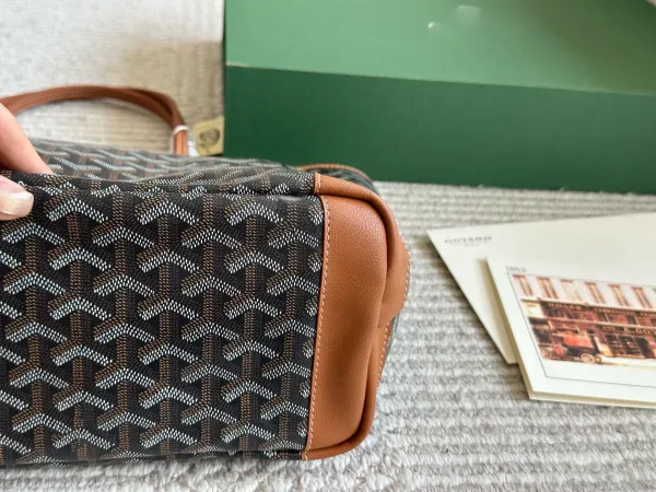 Goyard Saint Louis Tote Blue Canvas Handbag - 7