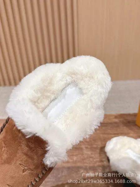 UGG Moccasin-Style Shearling Slippers Brown - 5