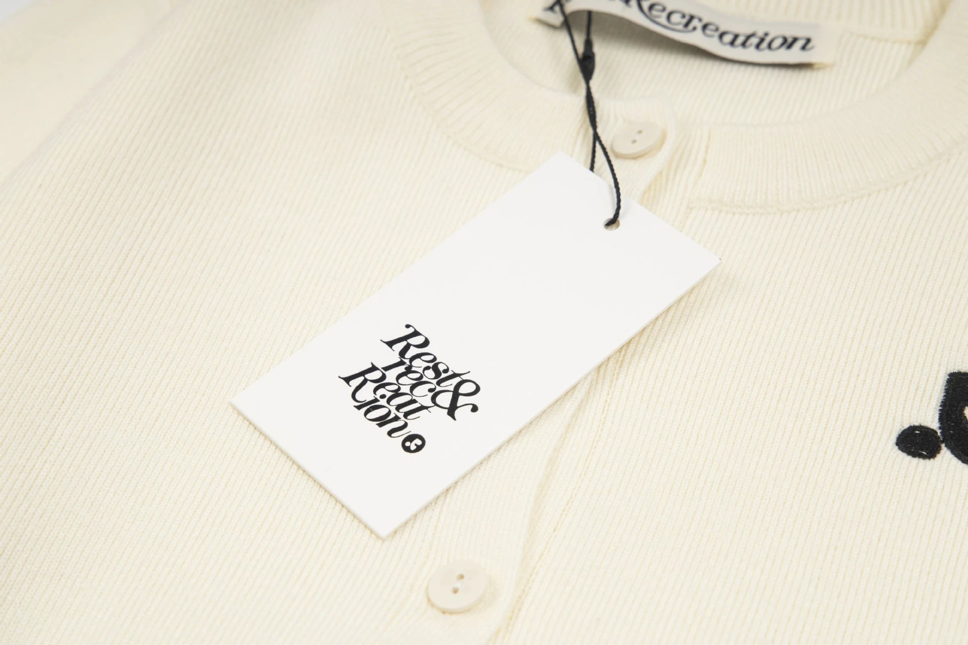 Rest & Recreation Stripe V-Neck Sweater Navy and White - 20