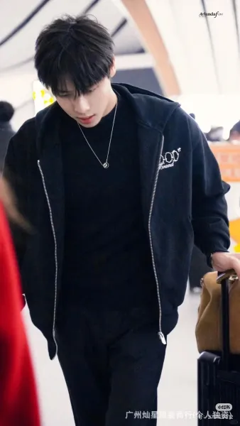 GOOD Studio Embellished Logo Hoodie Black - 10