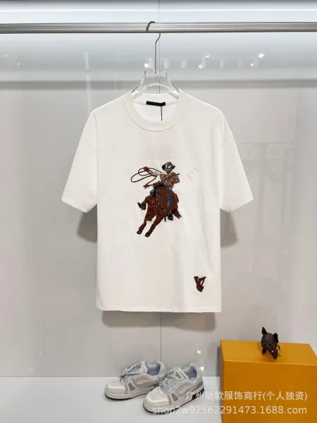 Louis Vuitton Monogram V Logo Black T-Shirt - 4