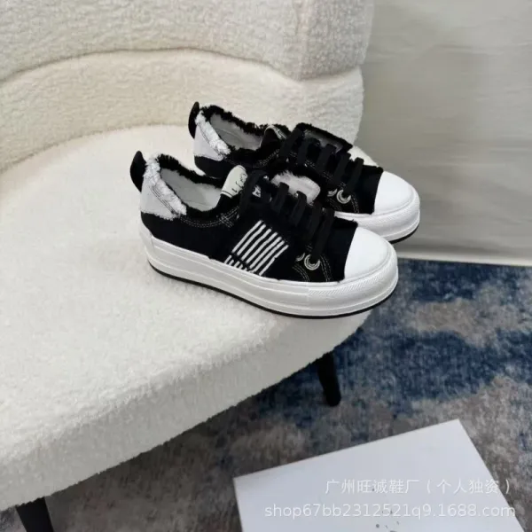 Off-White x Unknown Brand Deconstructed Canvas Sneakers Black/White - 9