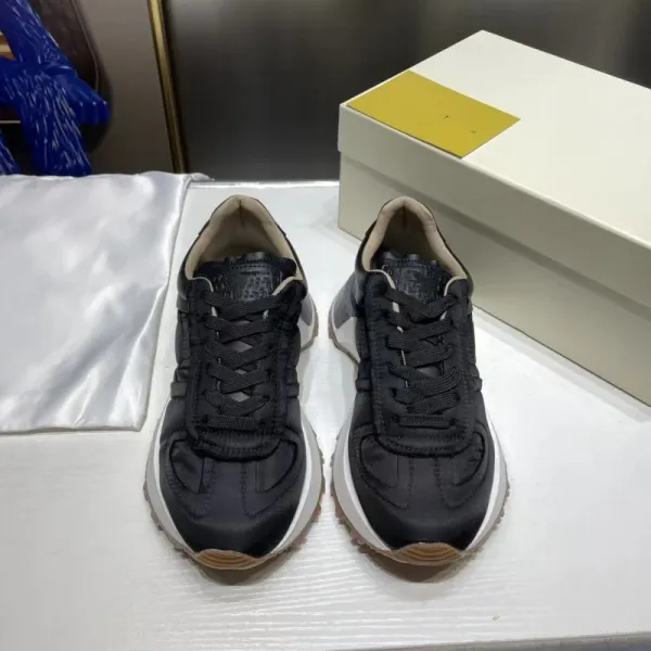 Off-White Diagonal Arrow Sneakers Beige Chunky Sneakers - 17