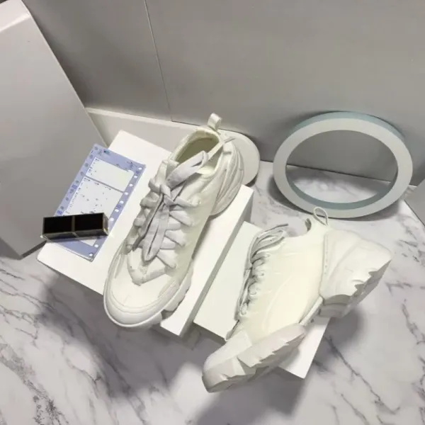 Dior B23 Low Beige Chunky Sneakers - 18