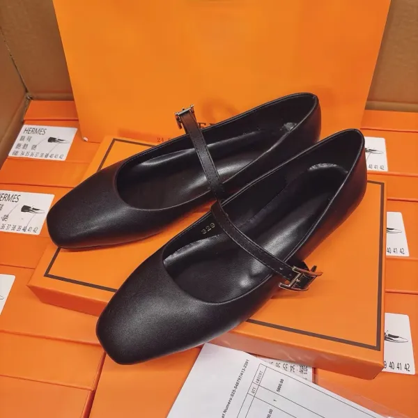 Hermès Mary Jane Flat in Tan Leather - 5