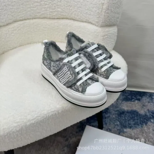 Off-White x Unknown Brand Deconstructed Canvas Sneakers Black/White - 12